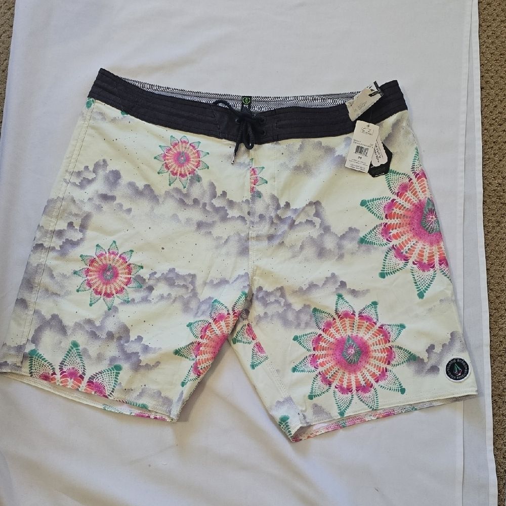 Volcom Multicolor Floral Board Shorts 38